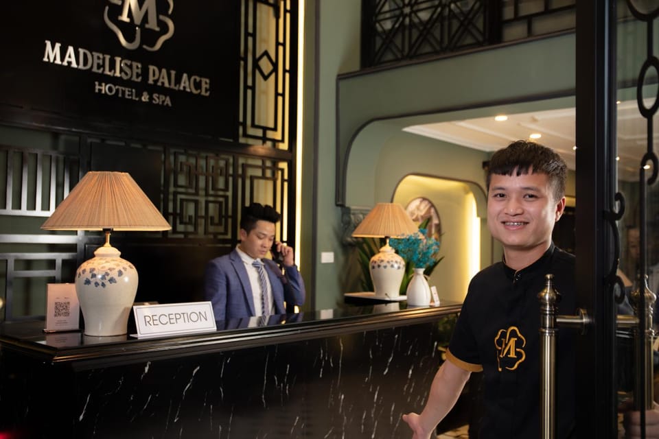 Property building, Lobby or reception