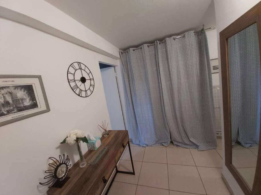 Appartement agréable, accès rapide. Apartment in Saint-Paul