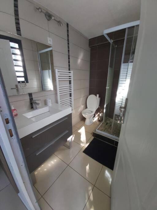 Appartement agréable, accès rapide. Apartment in Saint-Paul