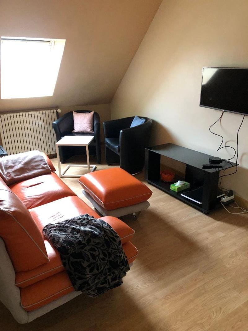 Communal lounge/ TV room, TV and multimedia, Living room