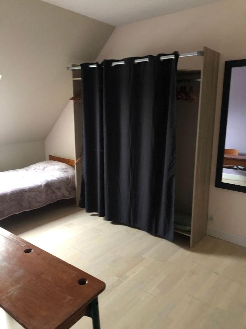 Bed, wardrobe