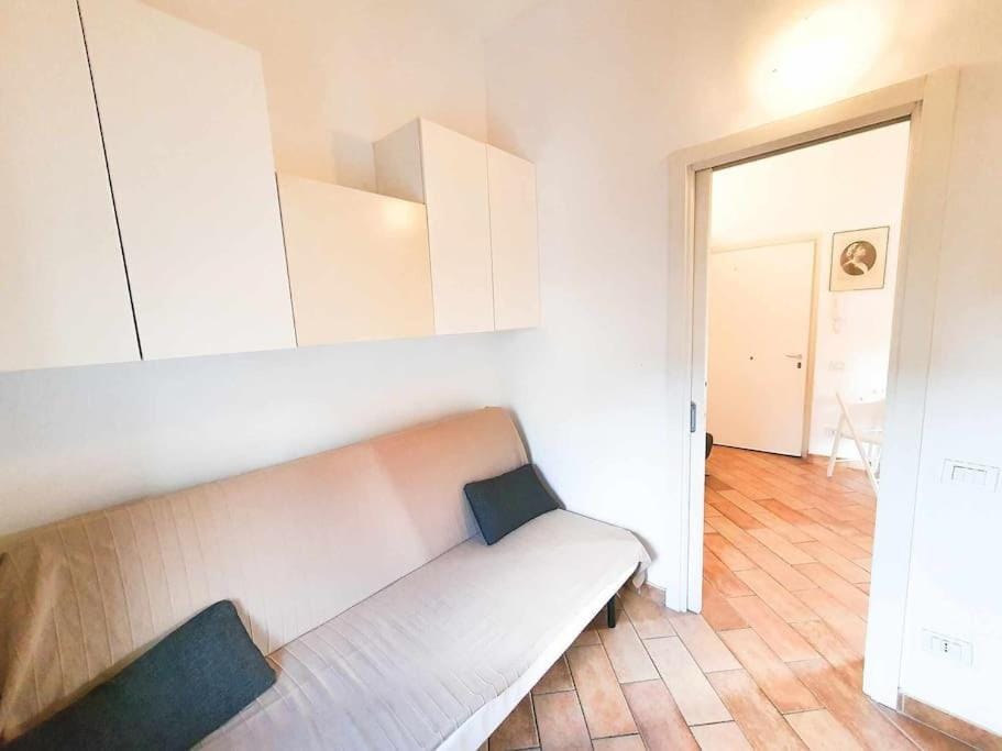 Cozy Apartment in Pigneto up to 4 Apartment in Rome