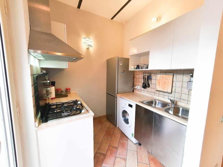 Cozy Apartment in Pigneto up to 4 Apartment in Rome
