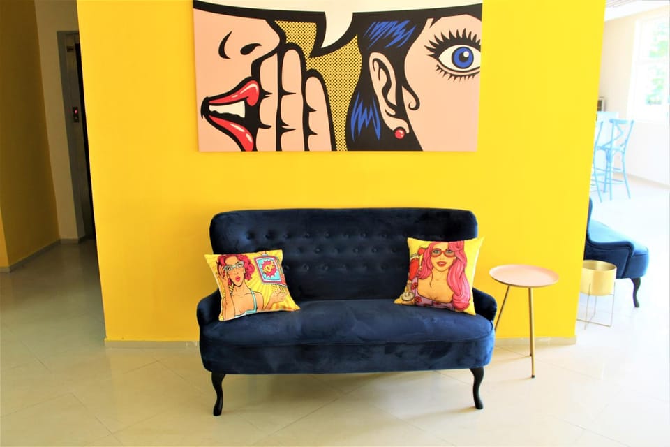 Decorative detail, Seating area