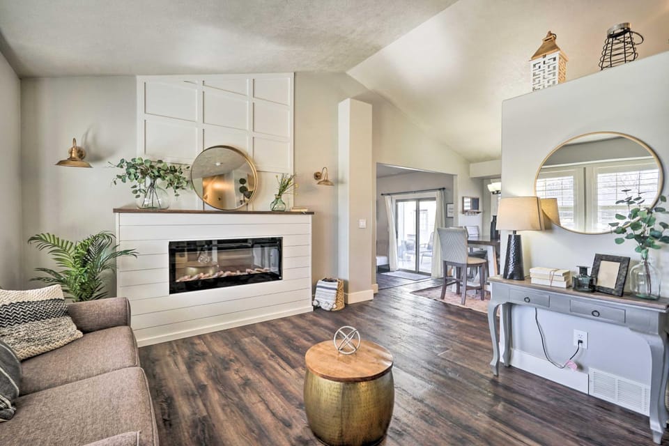Woods Cross Vacation Rental w/ Hot Tub! House in Utah