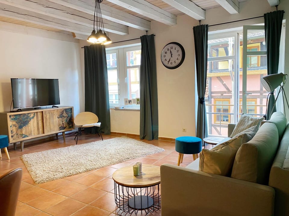 TV and multimedia, Living room