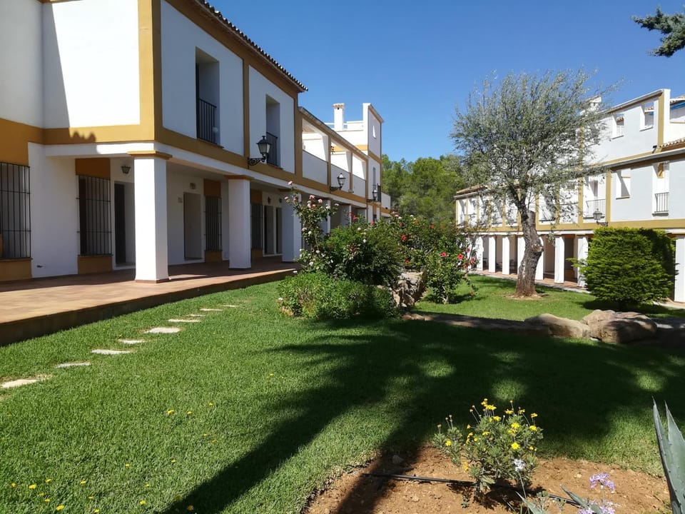 Property building, Garden, Garden view