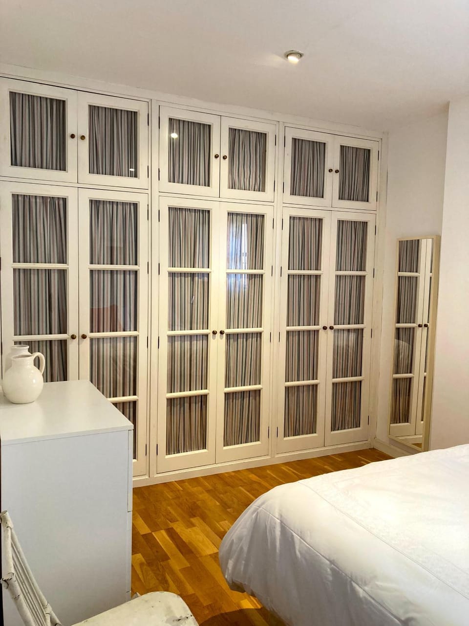 Bedroom, wardrobe