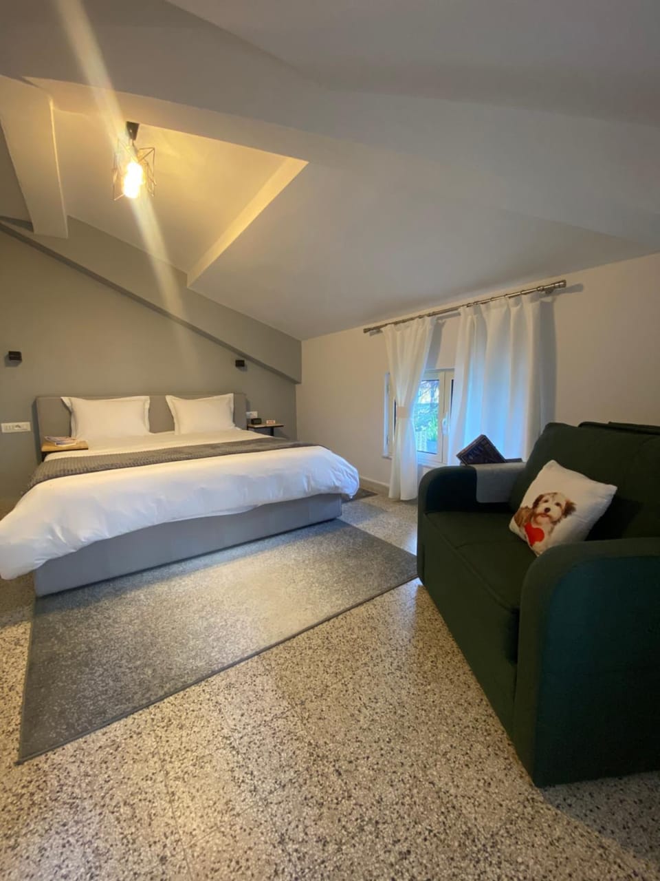 Bed, Seating area, Bedroom