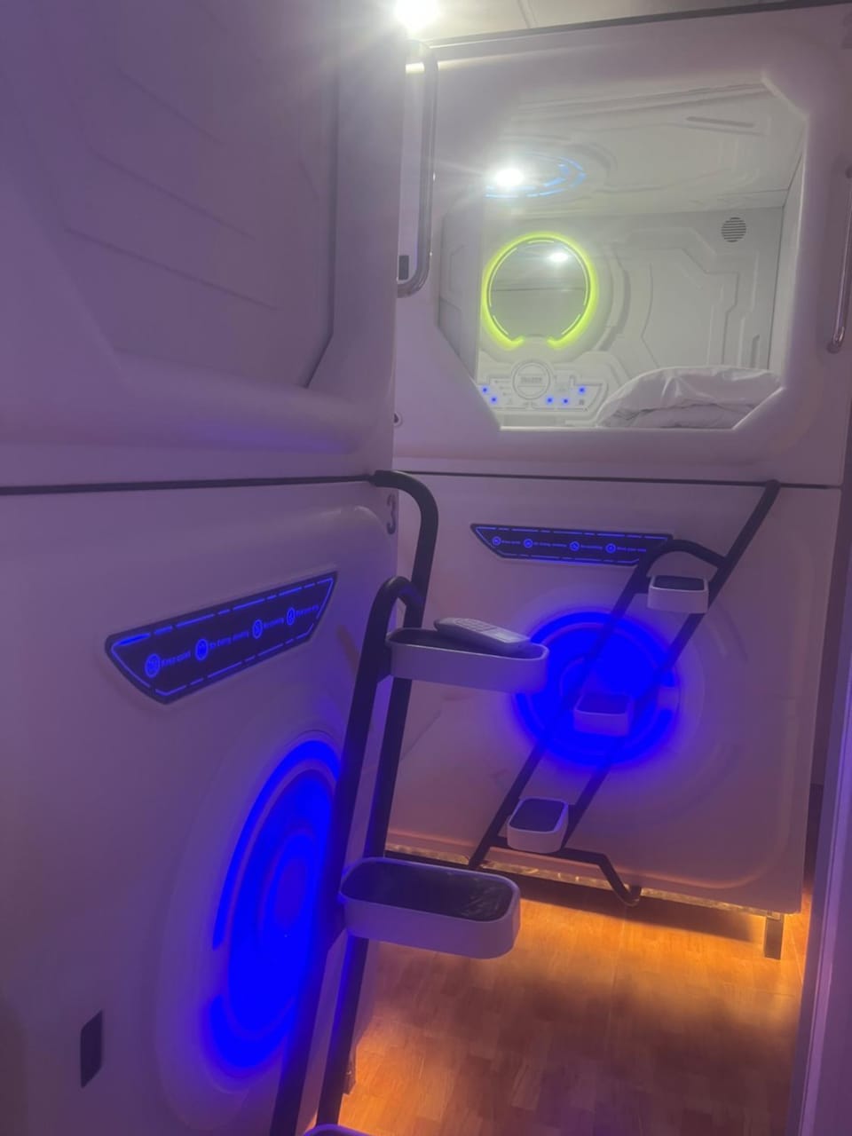 Limin Hostel Capsules Capsule hotel in Valencia