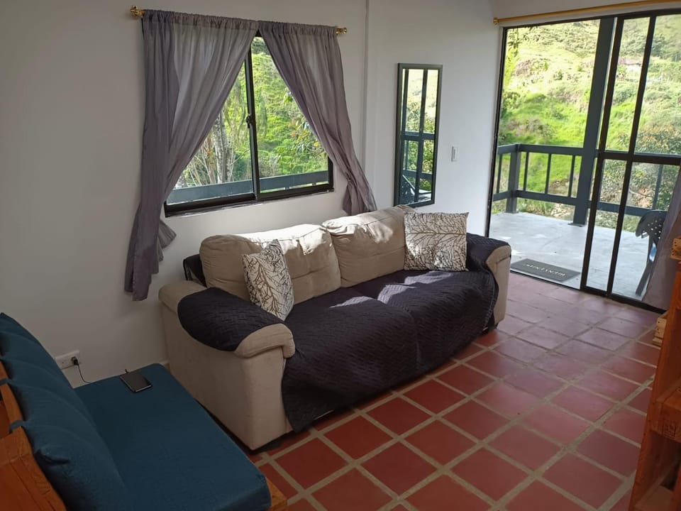 Hospedajes el Jardin cabaña House in Antioquia