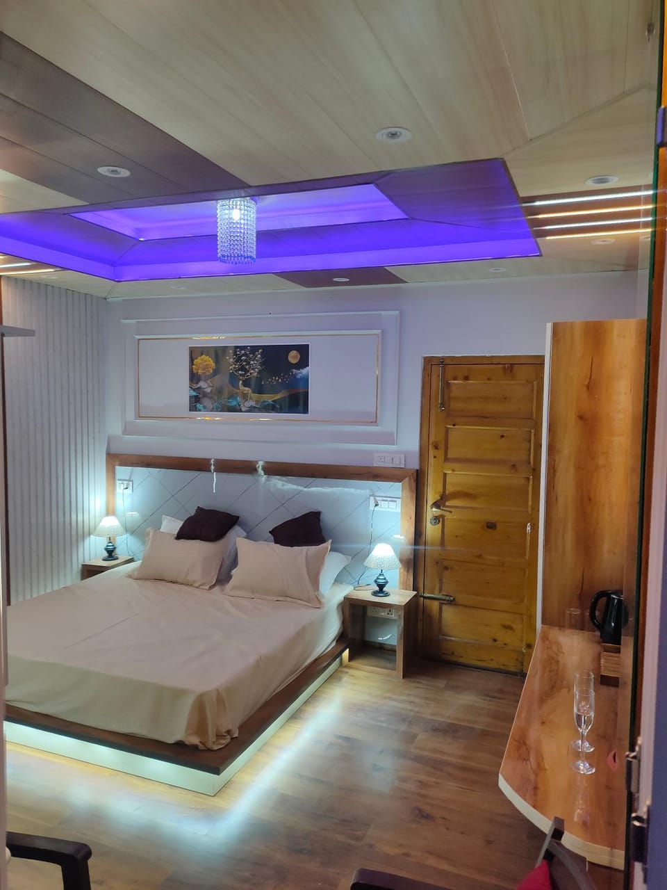 Bed, Photo of the whole room, Bedroom, wardrobe