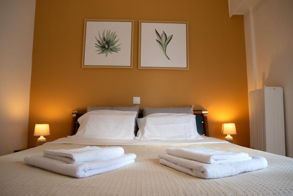 3C's-Central, Cosy, Convenient to Airport 24/7 Apartment in Athens