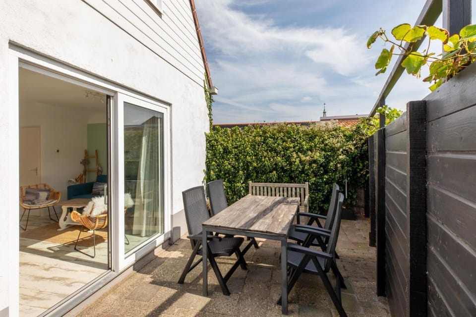 Welcome in - Zomerwoning met zonnige terras, nabij het strand - Zuidstraat 113 Westkapelle Apartment in Westkapelle
