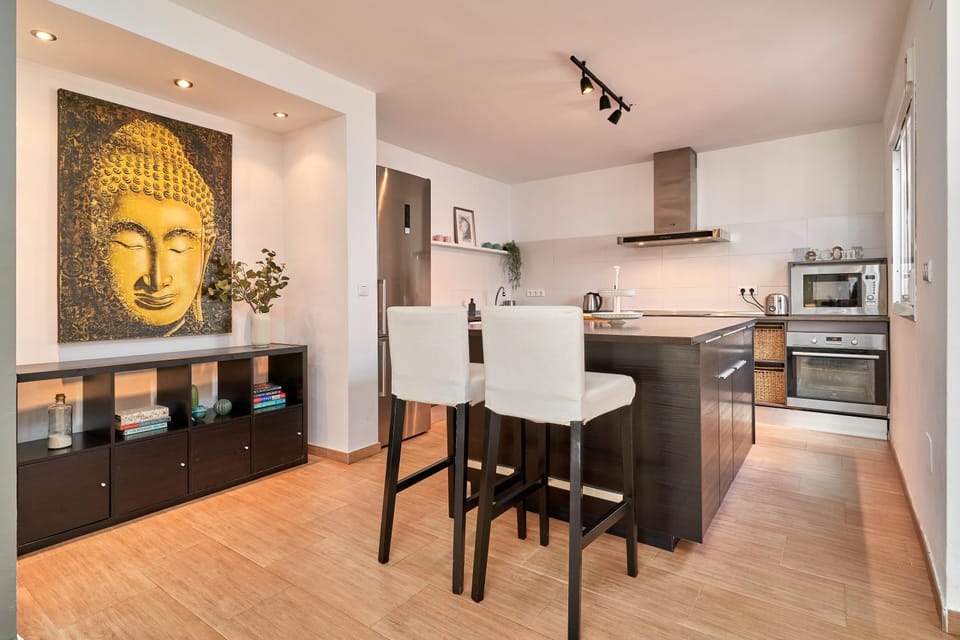 Property building, Kitchen or kitchenette, Living room