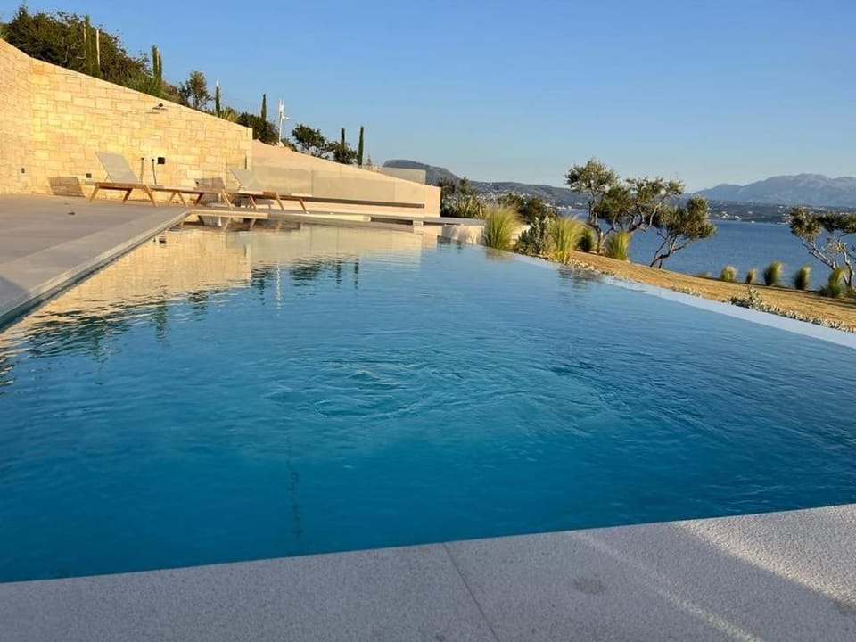Vicky's Island View Villa in Crete