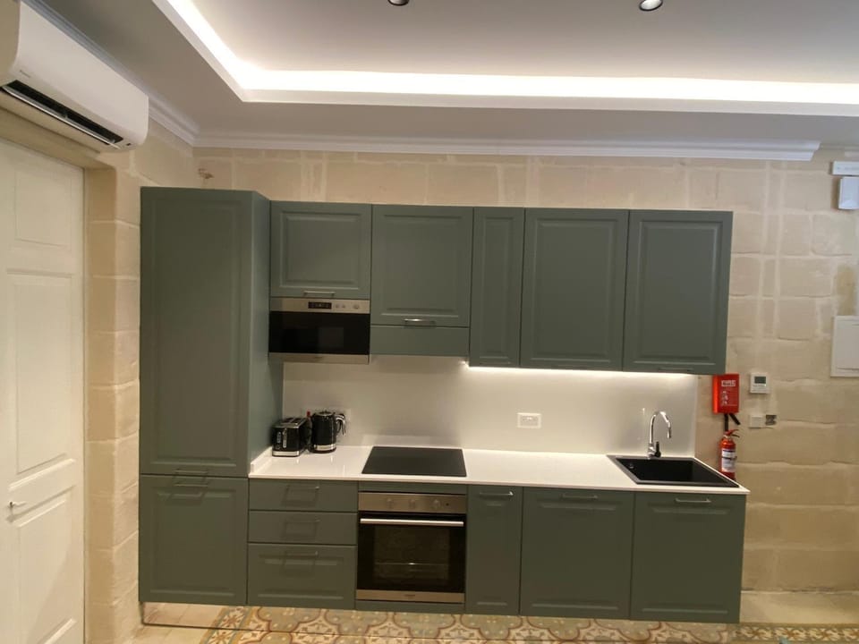 Typical Maltese Maisonette in St.Julians Apartment in Sliema
