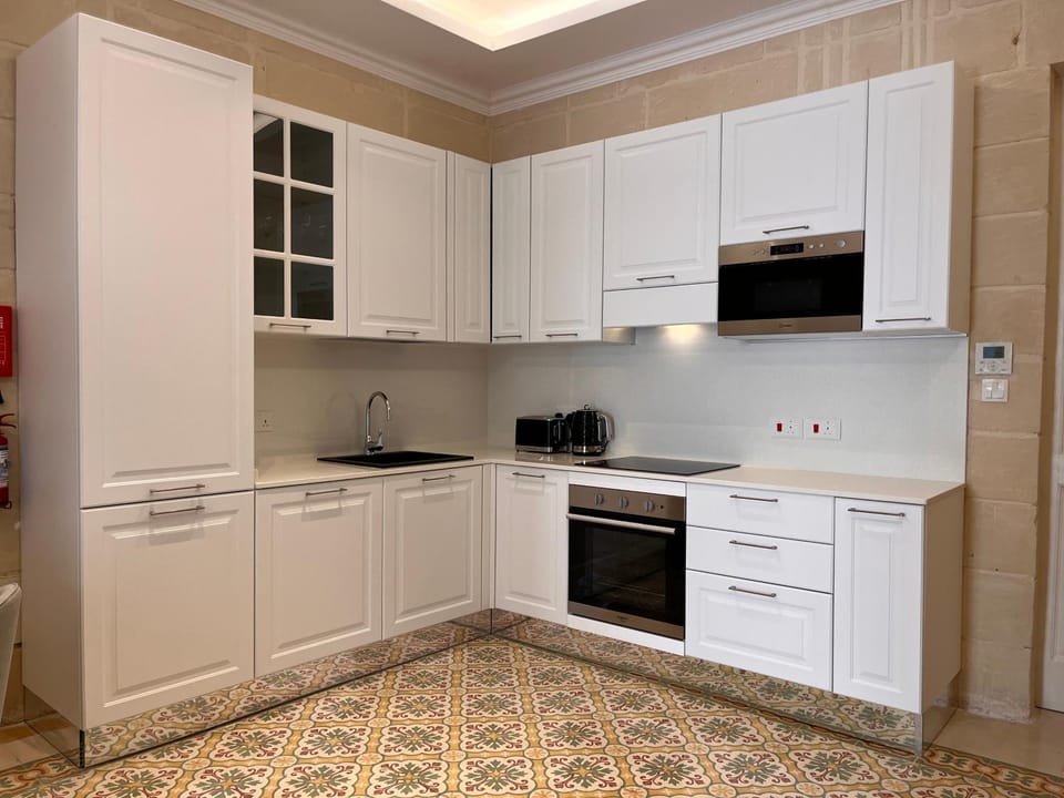 Typical Maltese Maisonette in St.Julians Apartment in Sliema