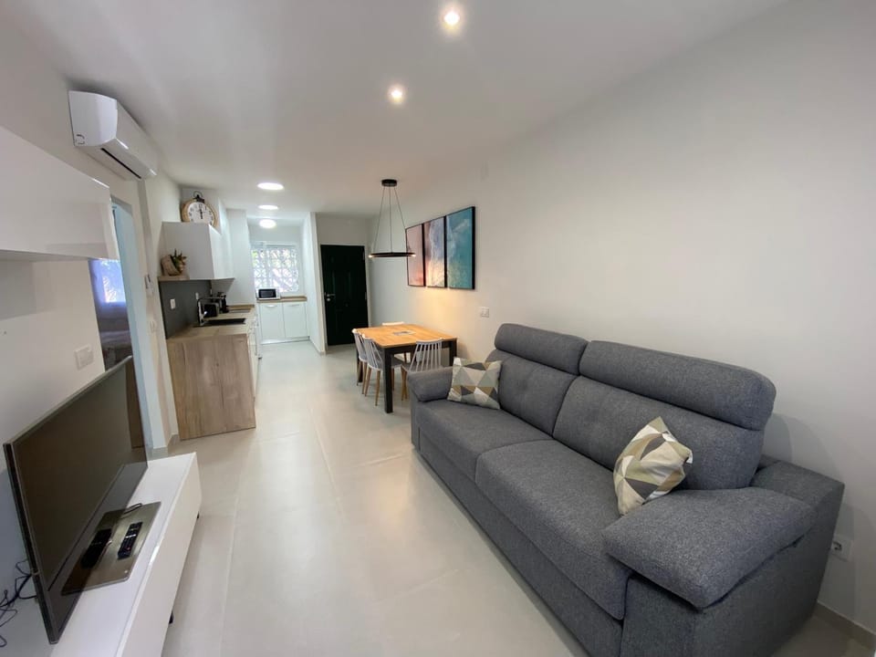 Living room, Dining area, kitchen