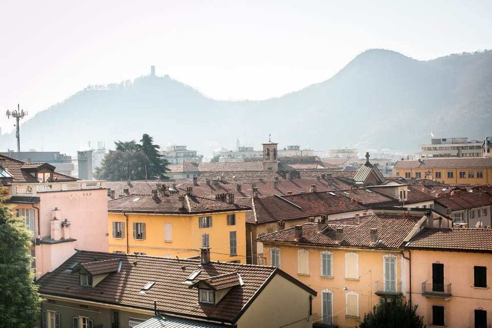 City view, Mountain view