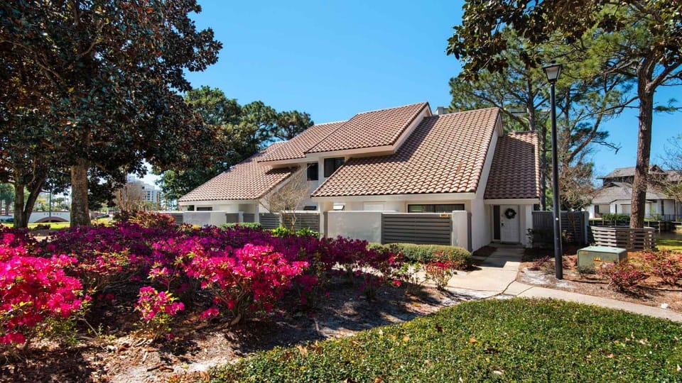 Beachwalk Villas 5052 House in Miramar Beach