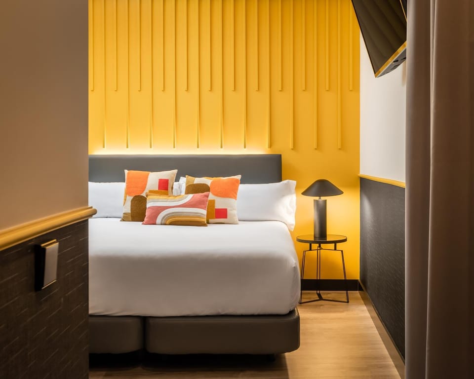 Bed, Bedroom