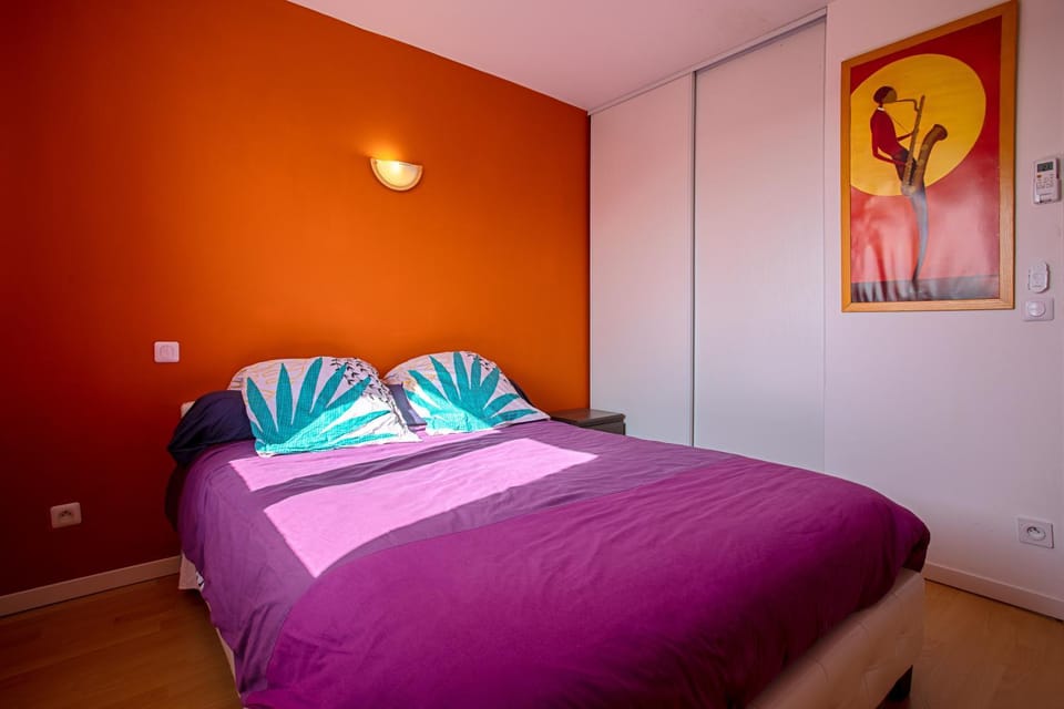 Living room, Bedroom