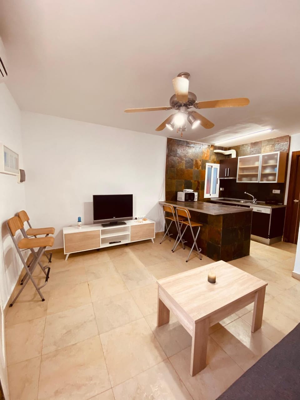 Kitchen or kitchenette, Living room, Dining area
