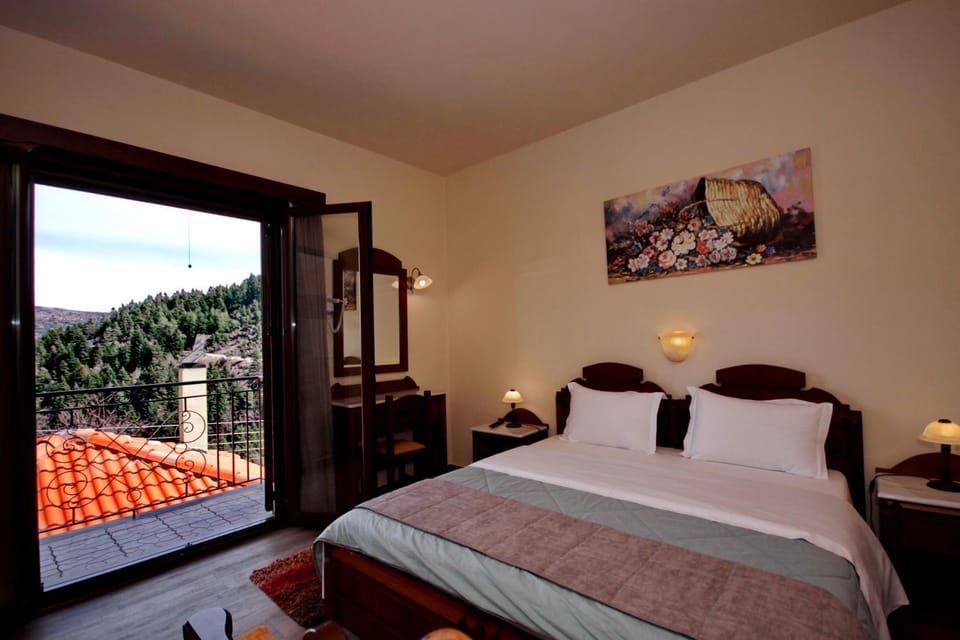 Valtessiniko Studios Bed and Breakfast in Arcadia, Greece
