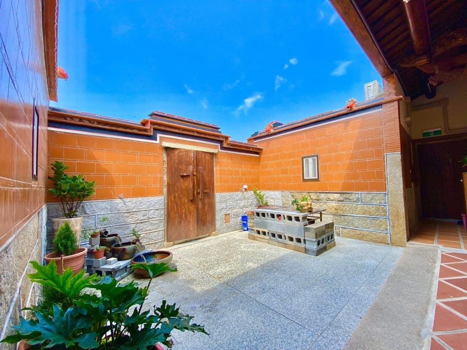 Balcony/Terrace, Garden view
