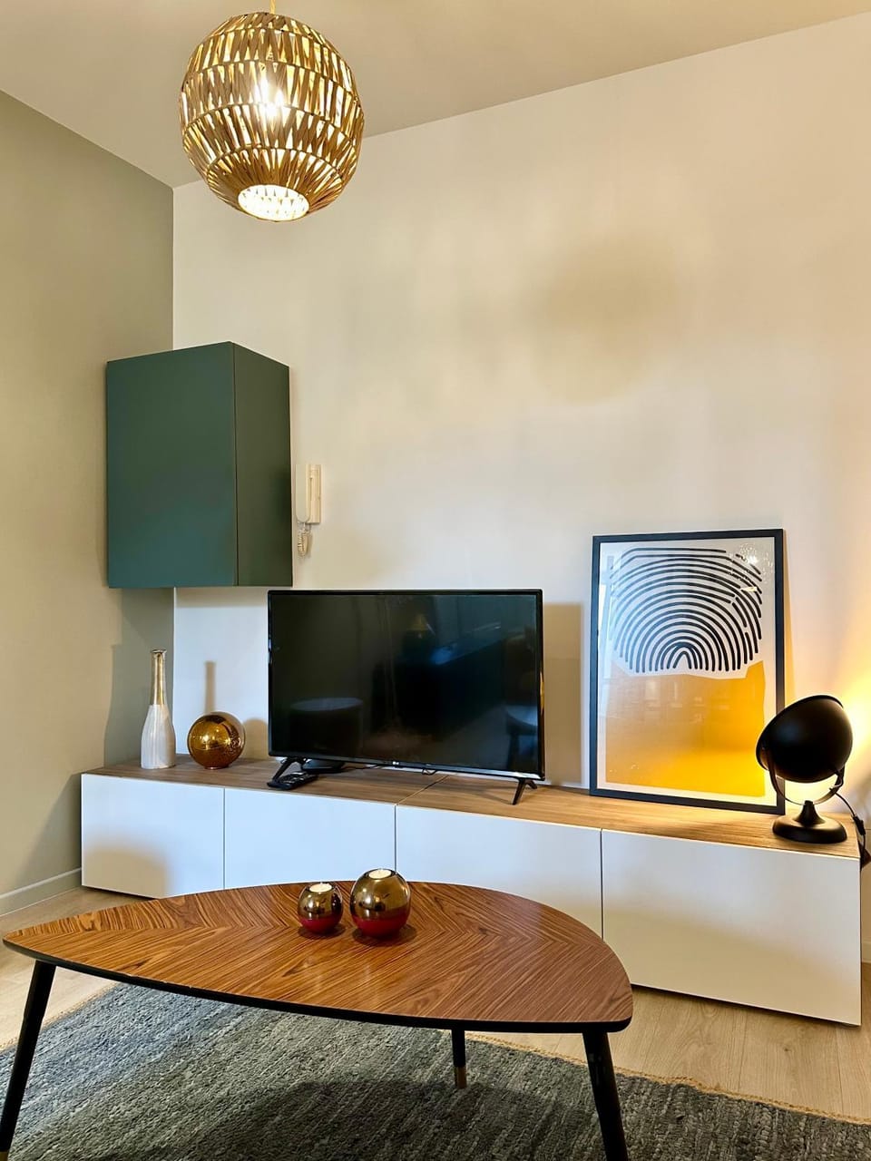 Communal lounge/ TV room, TV and multimedia, Evening entertainment