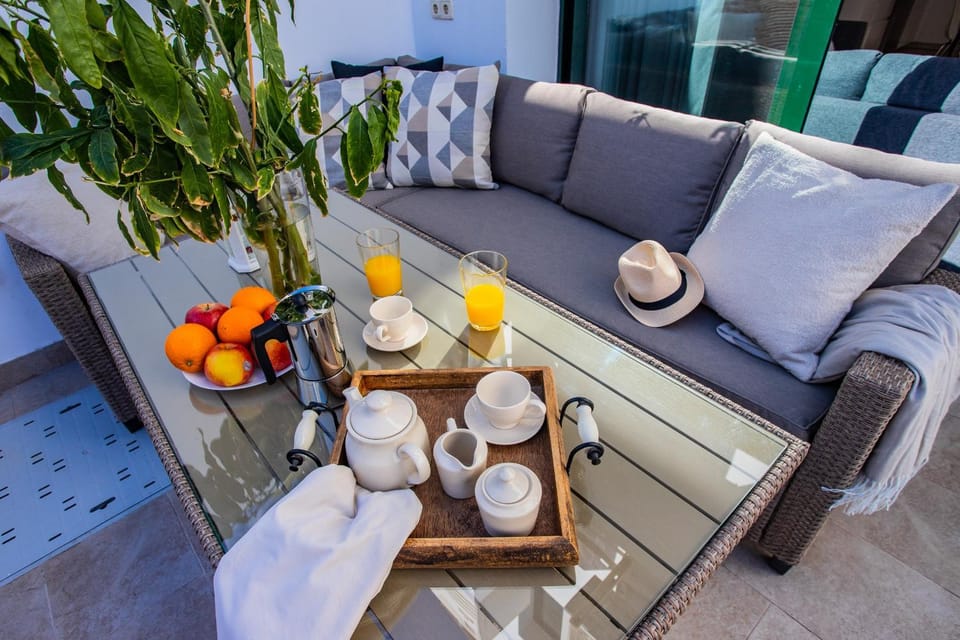 Patio, Balcony/Terrace, Swimming pool