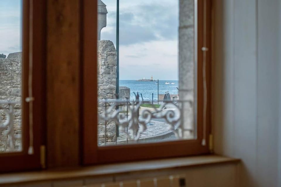 Studio au pied du phare Vue Mer Apartment in Finistere