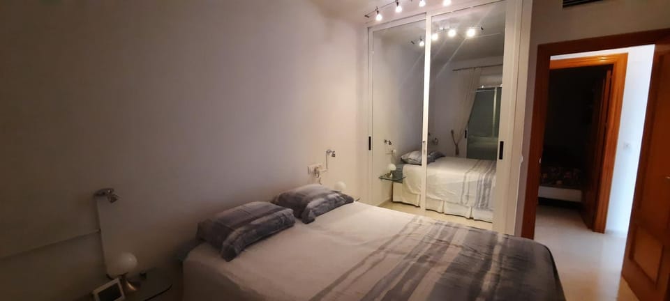 Bed, Bedroom, wardrobe