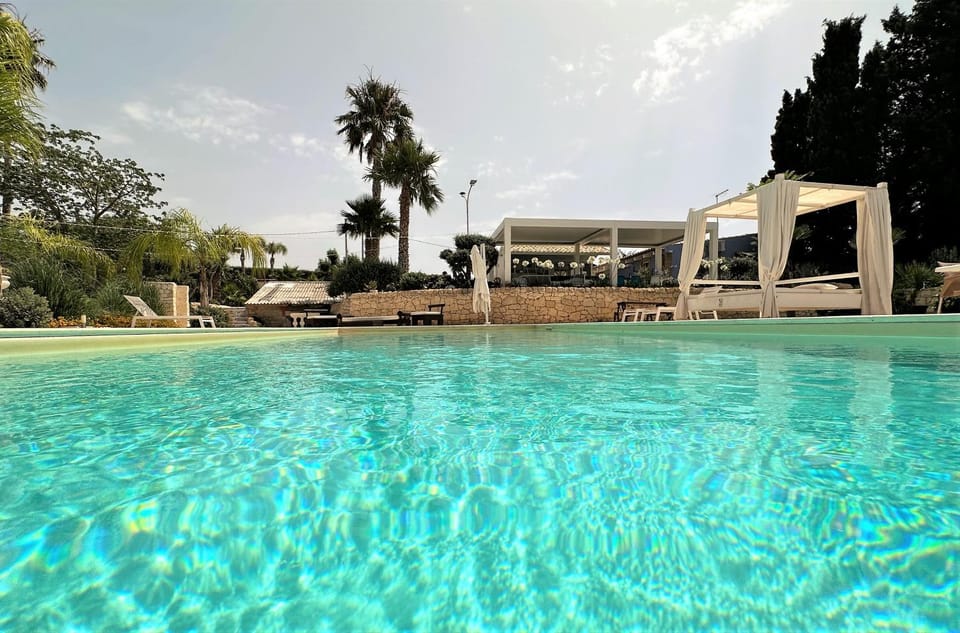 Pool view, Swimming pool, sunbed
