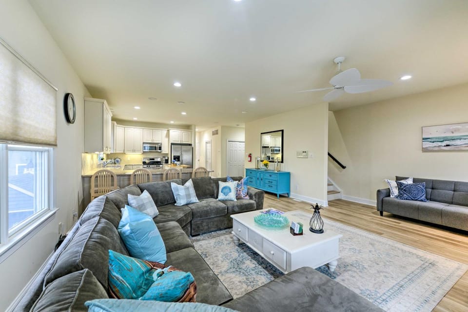 Sunny Brigantine Townhome: Walk to Beach House in Brigantine