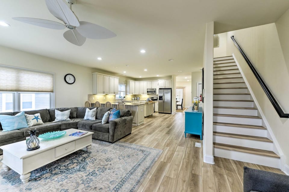 Sunny Brigantine Townhome: Walk to Beach House in Brigantine