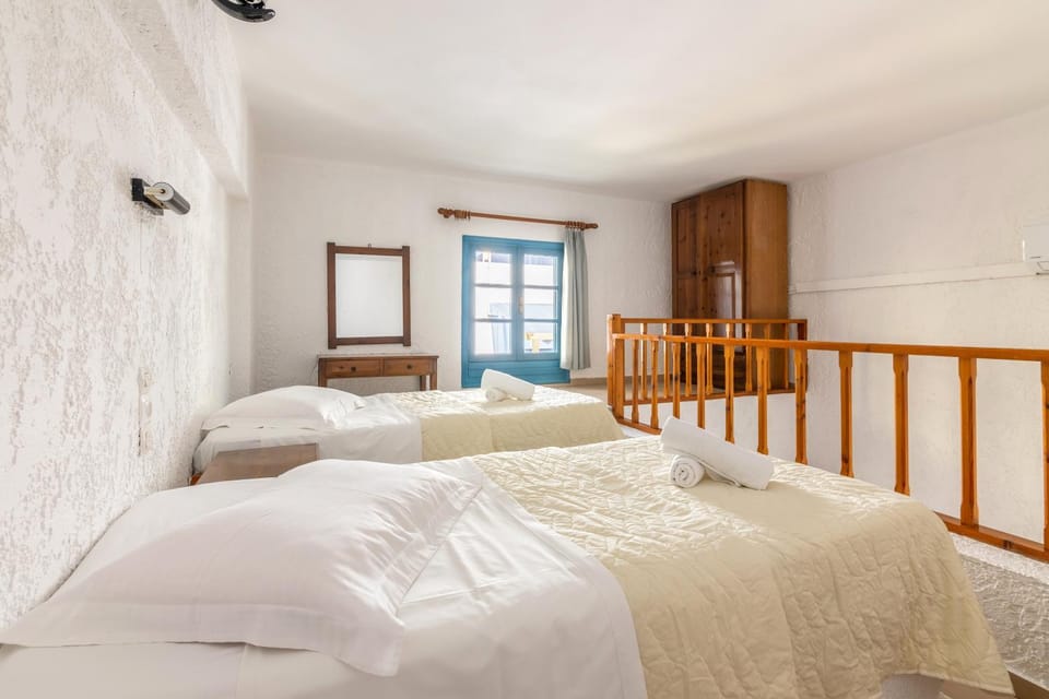 Bed, Photo of the whole room, Bedroom, towels, wardrobe