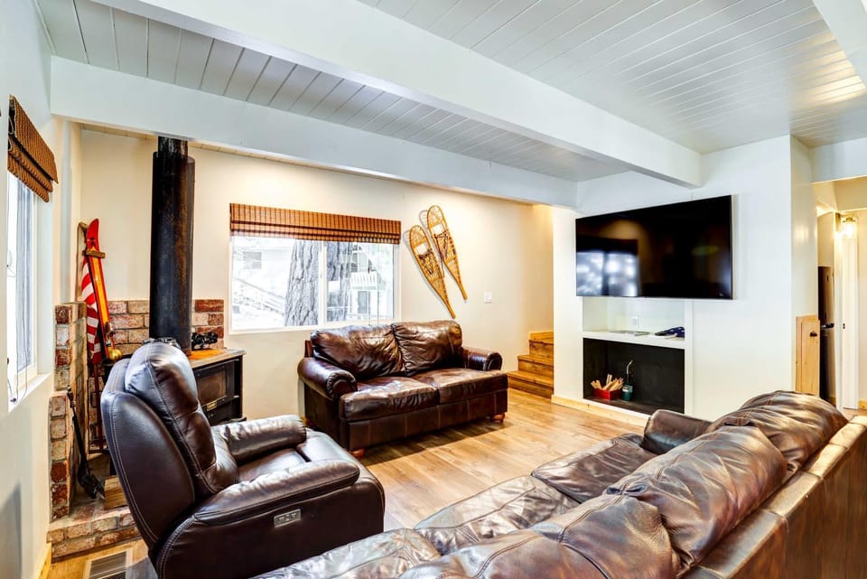Hike, Fish & Explore: California Cabin w/ Deck! Cabin in Calaveras County