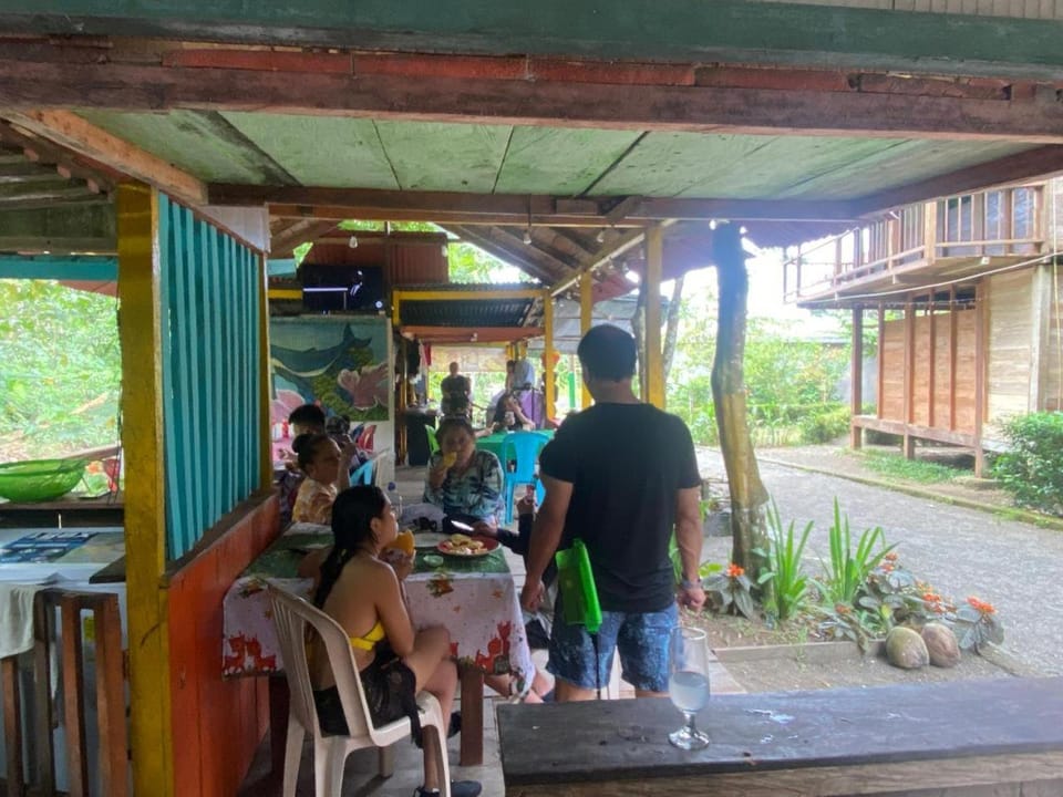 Restaurant/places to eat, Communal lounge/ TV room, Dinner