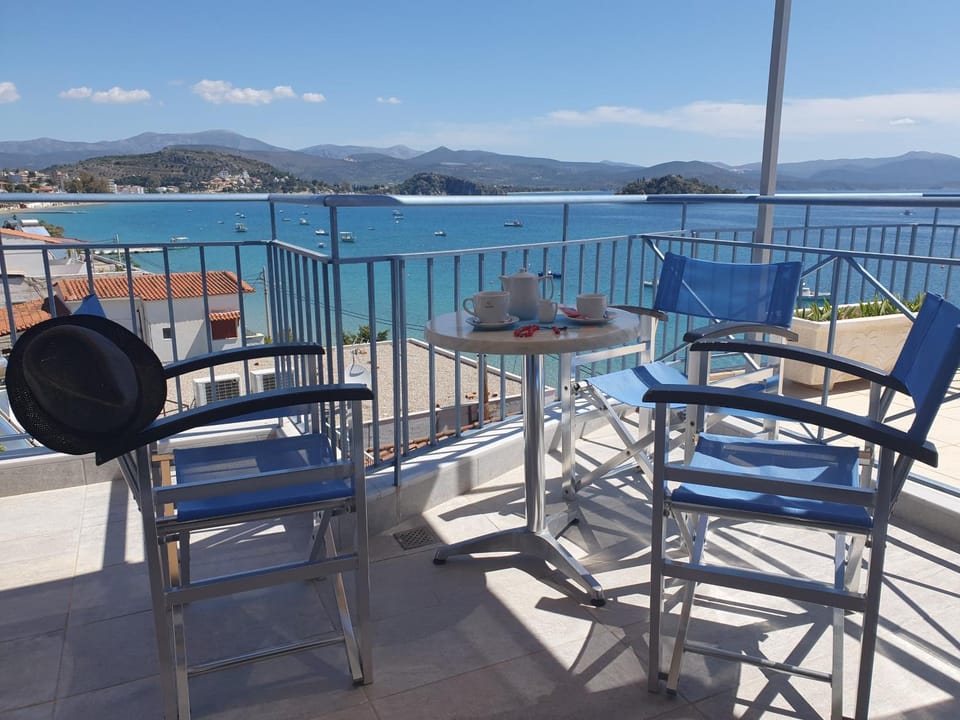 Dolfin Hotel in Peloponnese Region