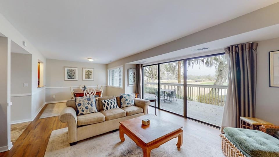 910 Inverness Village Villa in Hilton Head Island