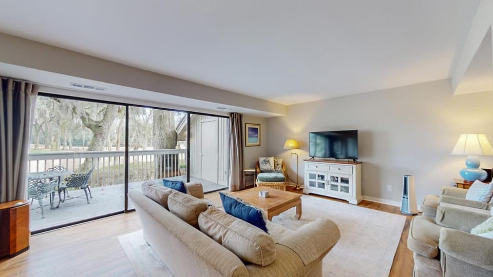 910 Inverness Village Villa in Hilton Head Island
