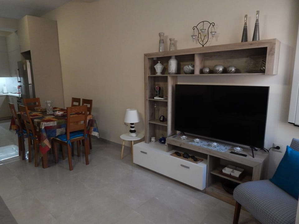 TV and multimedia, Seating area