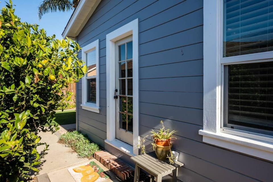 Rustic and Cozy APT with All Amenities near Monterey Apartment in Salinas