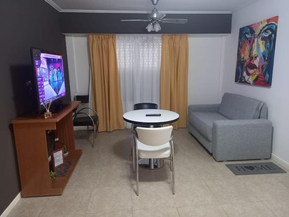 TV and multimedia, Seating area, hair dresser