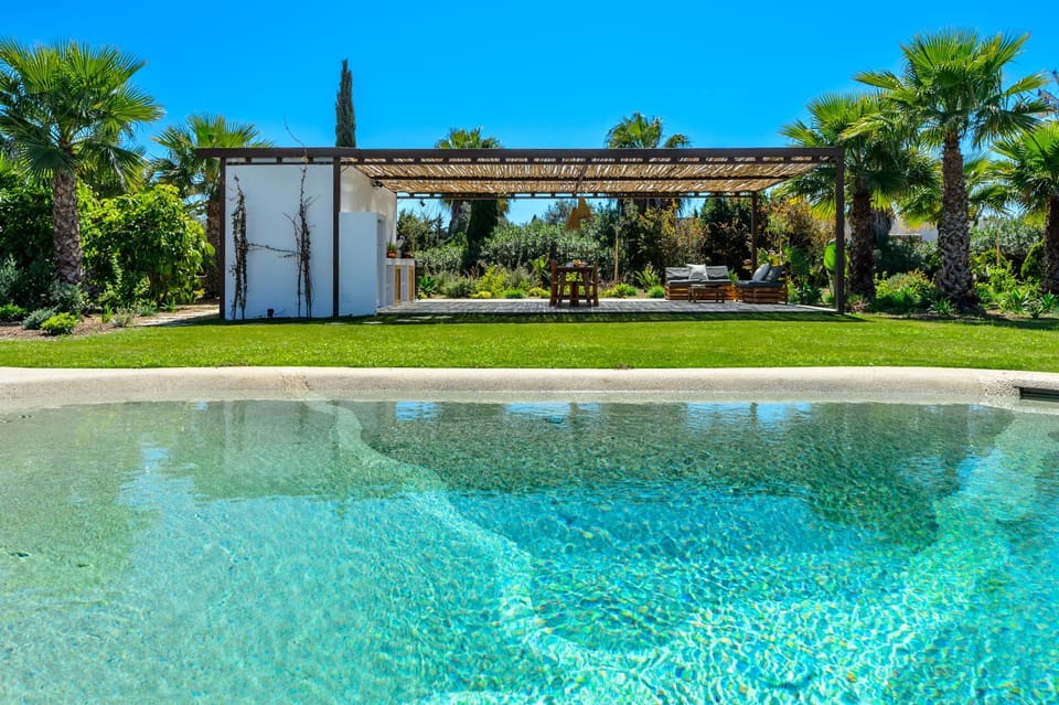 Day, Natural landscape, Garden, Garden view, Pool view, Swimming pool