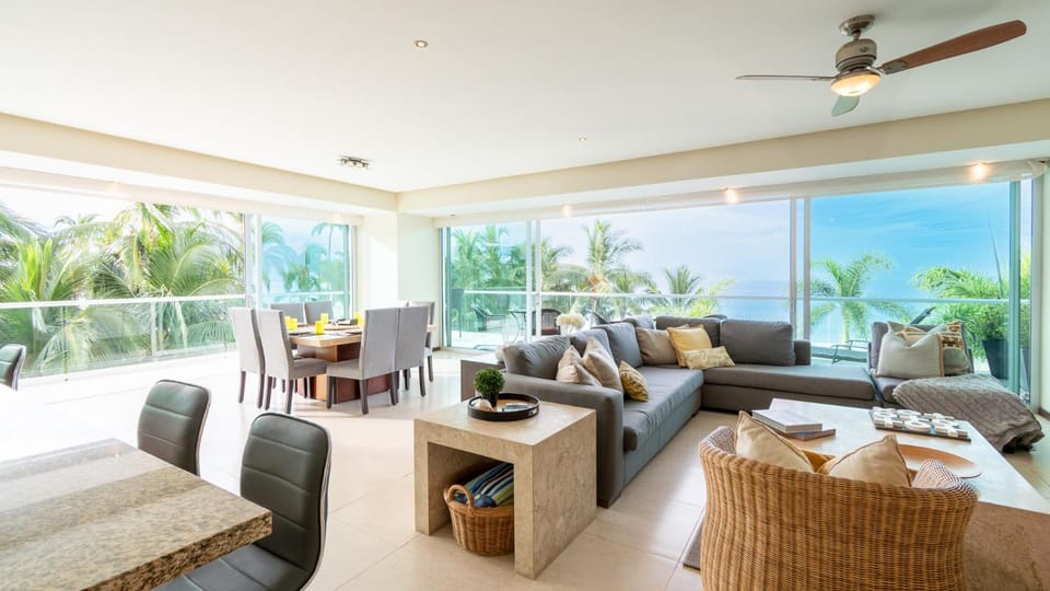 Balcony/Terrace, Living room