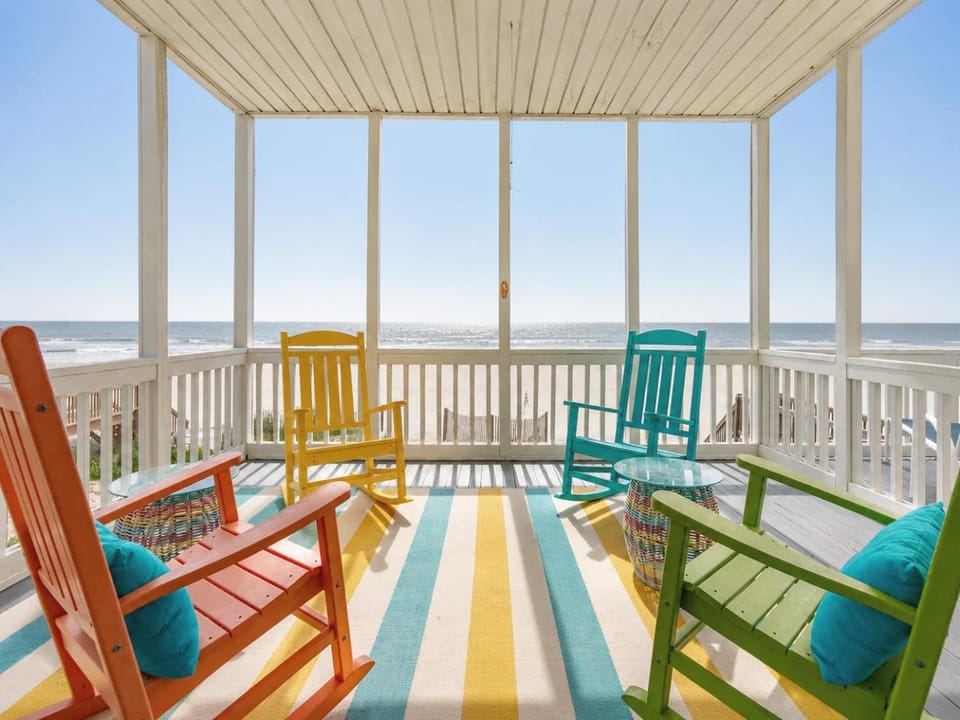 1015 E Arctic Ave Dolphins Folly Oceanfront Home House in Folly Beach