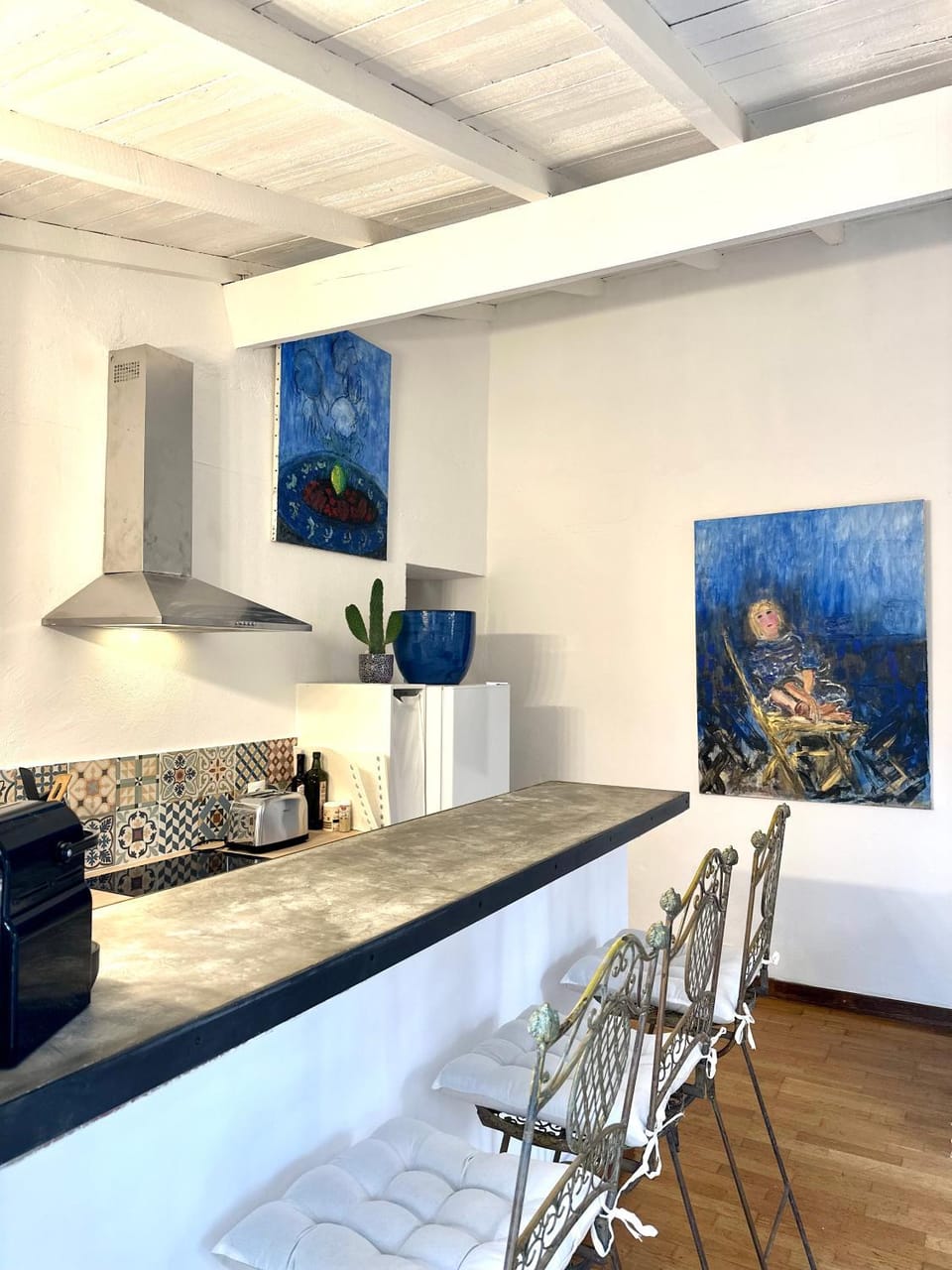 CASA AZUL - jardin, calme, tennis Apartment in Nimes